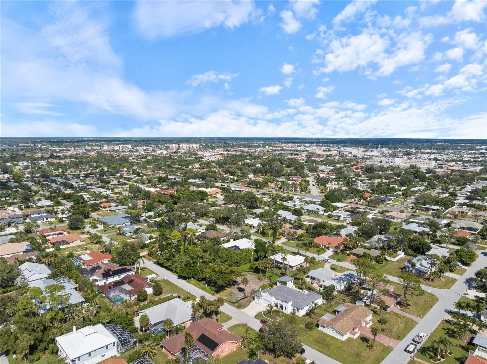 621 Hibiscus Dr — 4