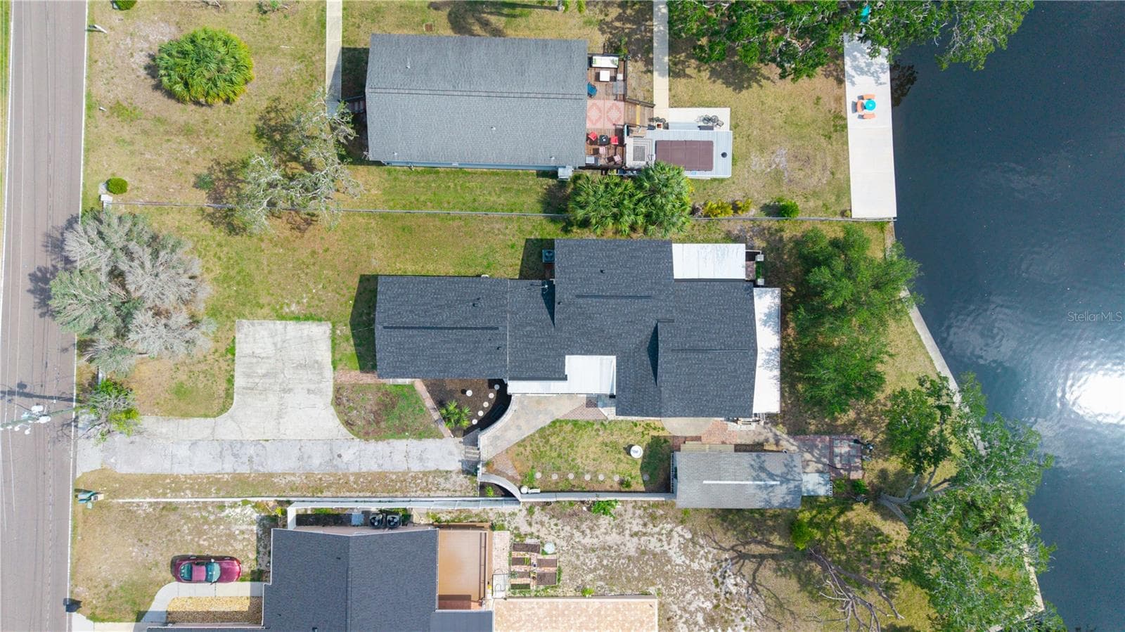 5822 River Rd — 2