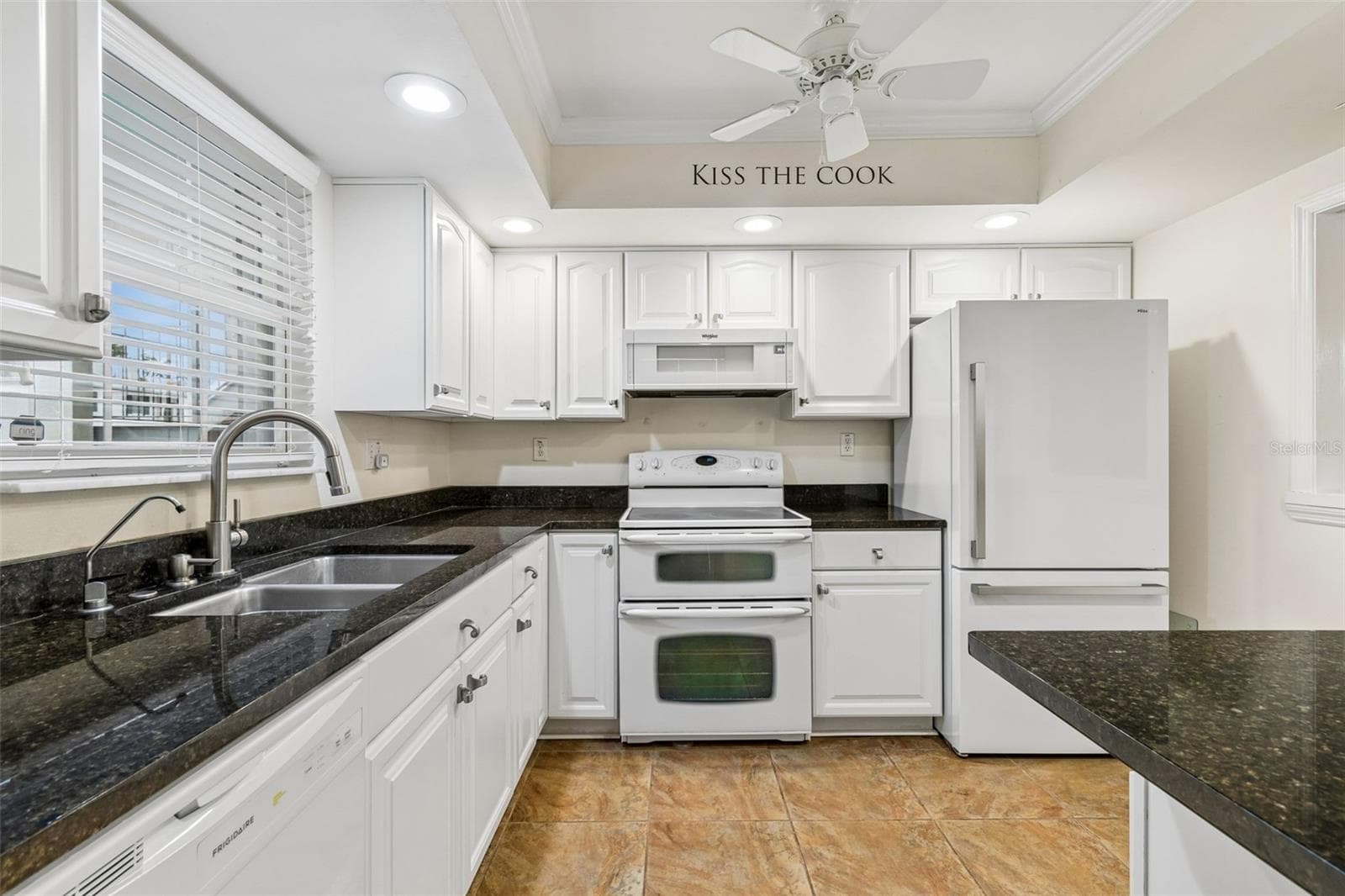 10387 Carrollwood Ln #303 — 3
