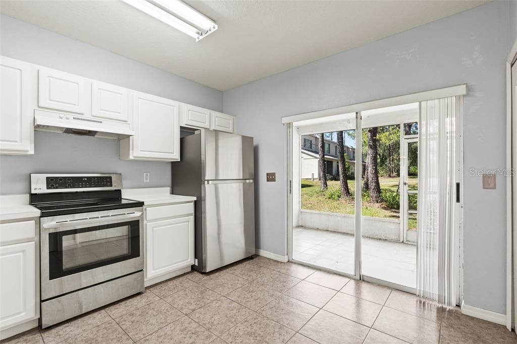2369 Lake Woodberry Cir — 4