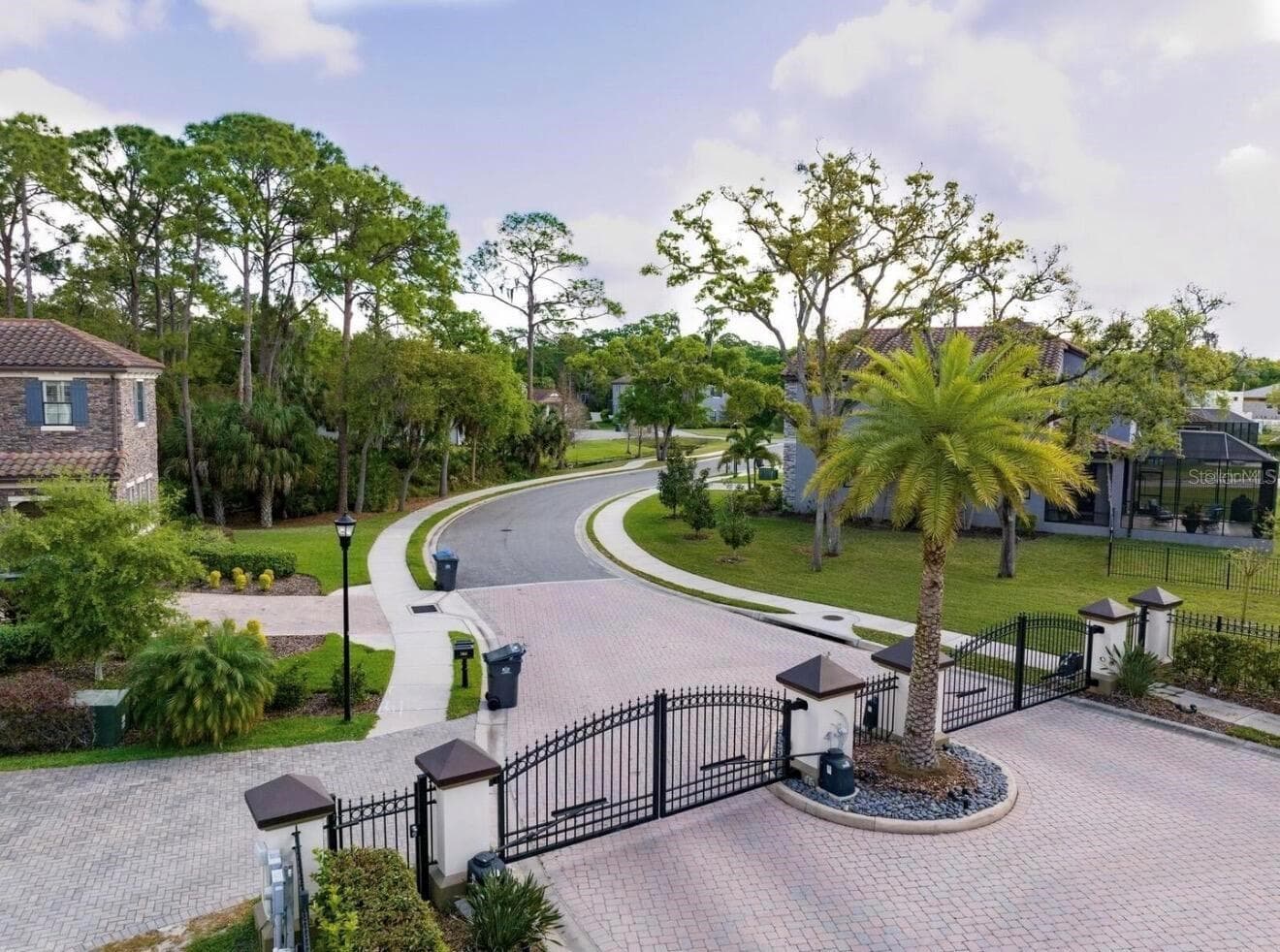 7849 Marsh Pointe Dr — 2