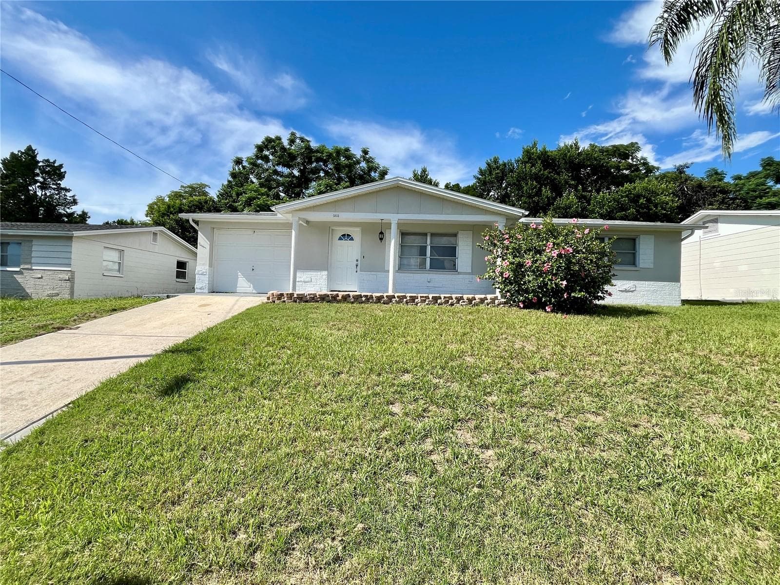 5033 Farley Dr