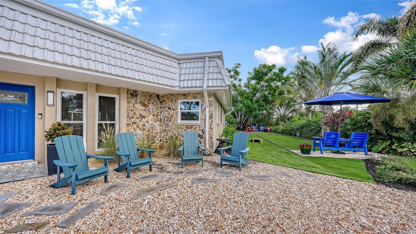 5211 Inverness Dr — 4